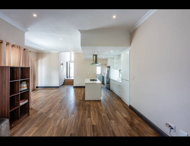 4 BEDROOM TOWNHOUSE FOR SALE IN BROADACRES